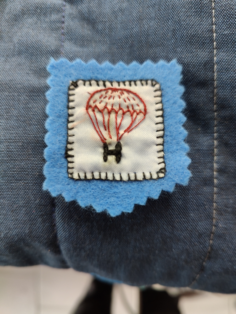 écusson brodé en toile de parachute